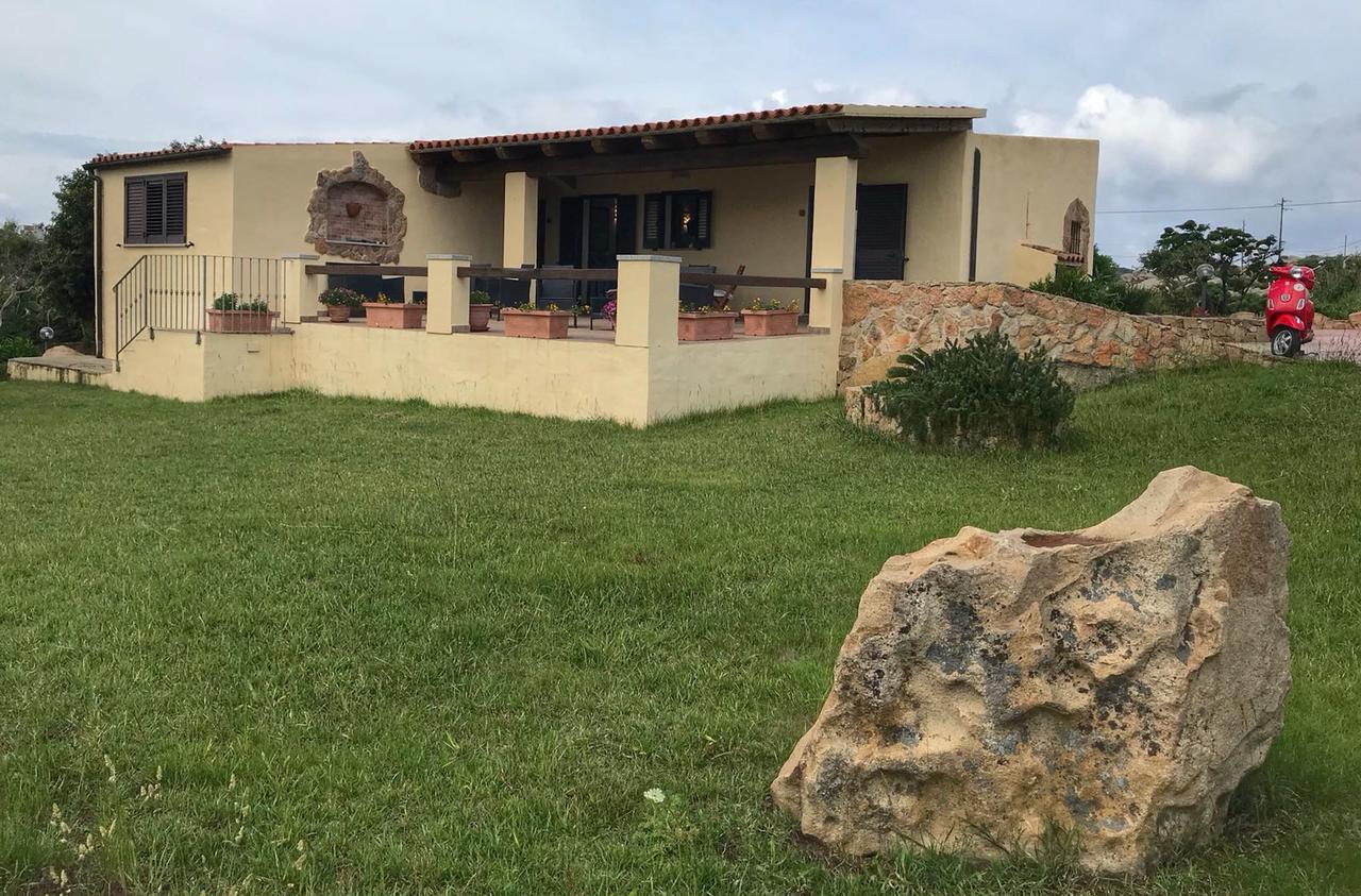Villa Sprafundu Ла-Маддалена Екстер'єр фото